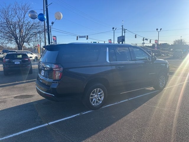 2024 Chevrolet Suburban LT