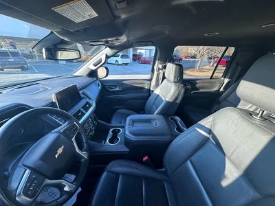 2024 Chevrolet Suburban LT