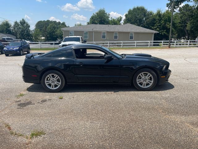 2014 Ford Mustang V6