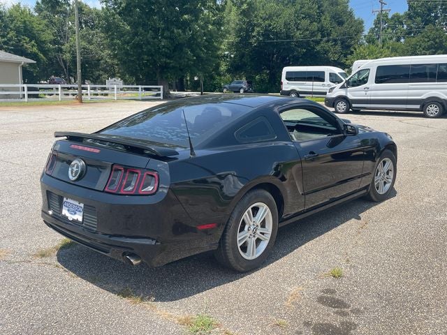 2014 Ford Mustang V6