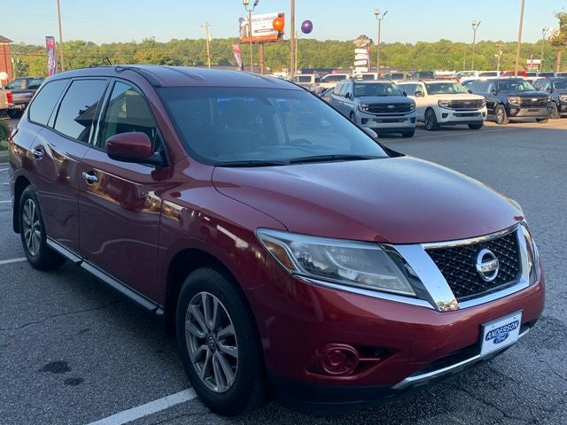2014 Nissan Pathfinder S