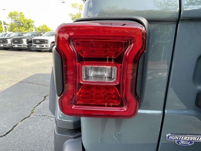 2025 Jeep Wrangler Rubicon 392