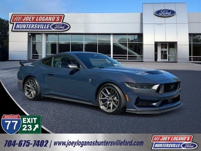 2025 Ford Mustang Dark Horse