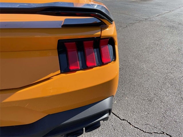 2026 Ford Mustang Dark Horse