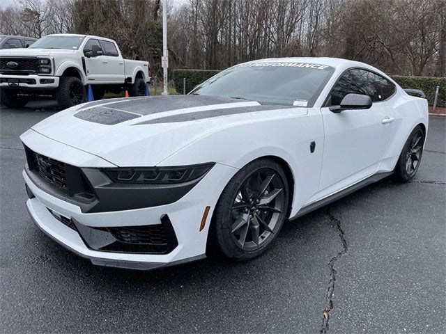 2026 Ford Mustang Dark Horse