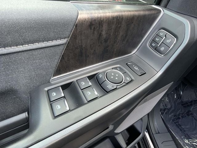 2026 Ford F-450SD Lariat DRW