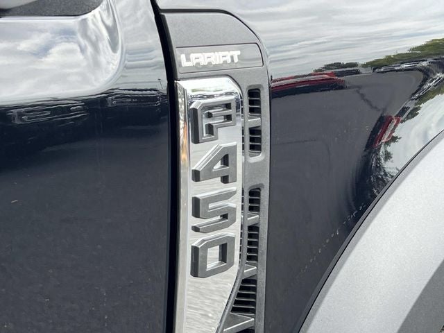 2026 Ford F-450SD Lariat DRW