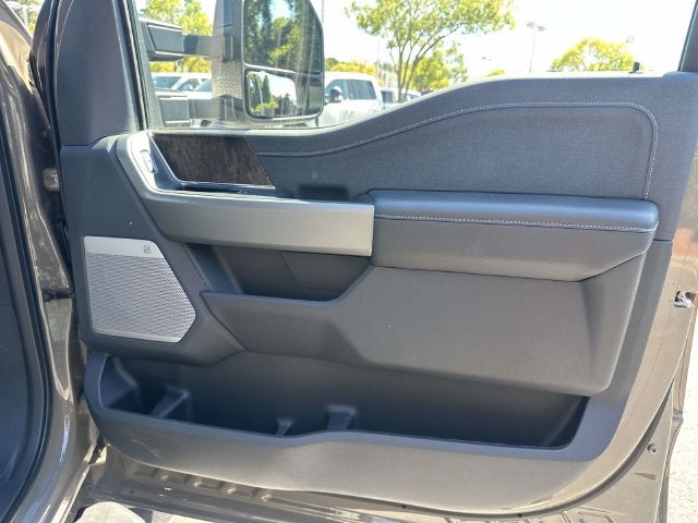 2026 Ford F-450SD Lariat DRW