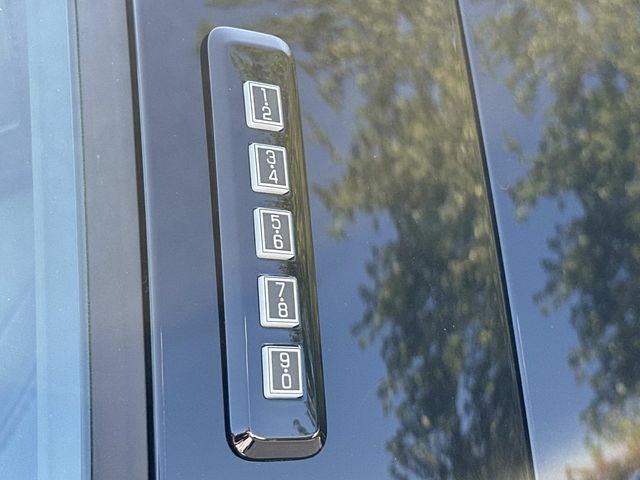 2026 Ford F-450SD Lariat DRW