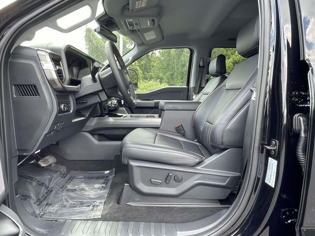 2026 Ford F-550SD Lariat DRW