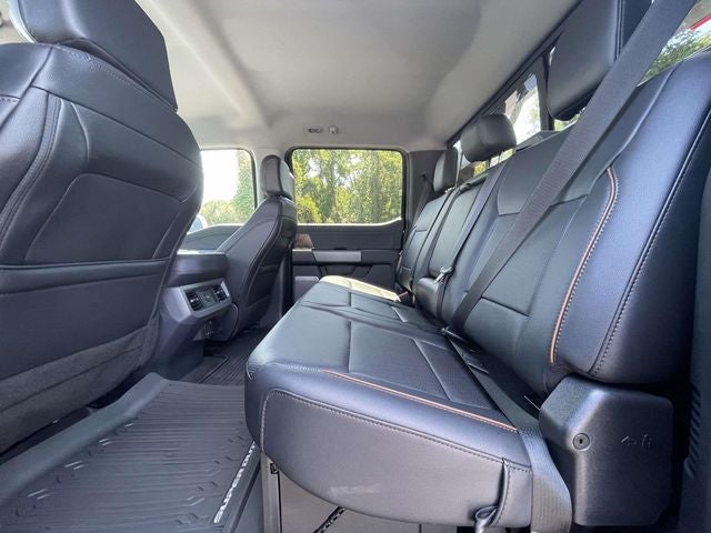 2026 Ford F-550SD Lariat DRW
