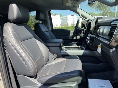 2027 Ford F-450SD Lariat DRW