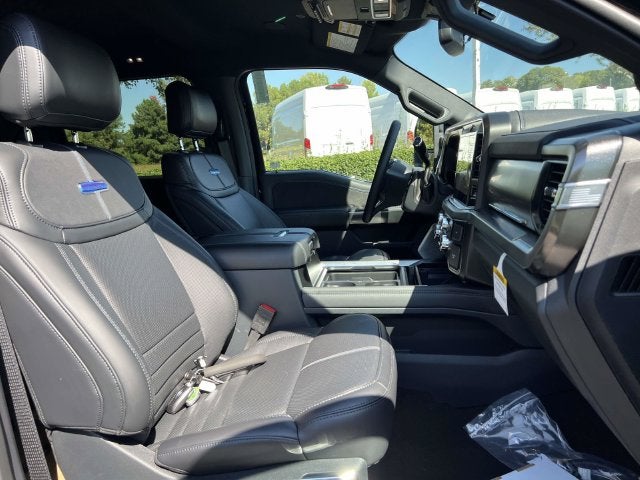 2027 Ford F-450SD Platinum DRW