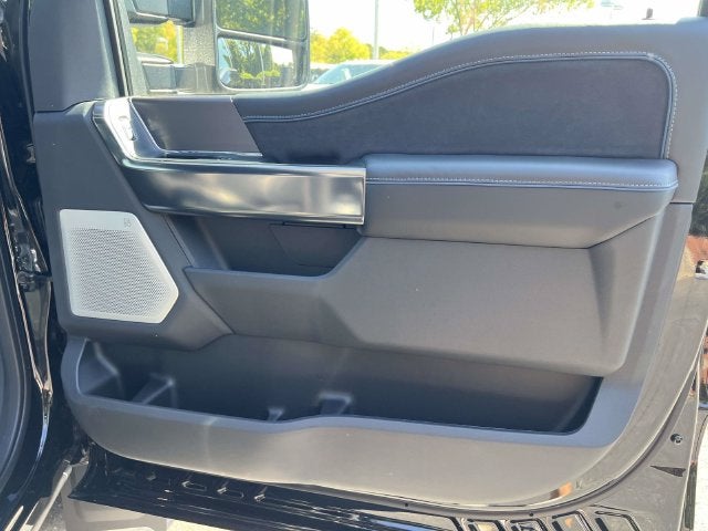 2027 Ford F-450SD Platinum DRW