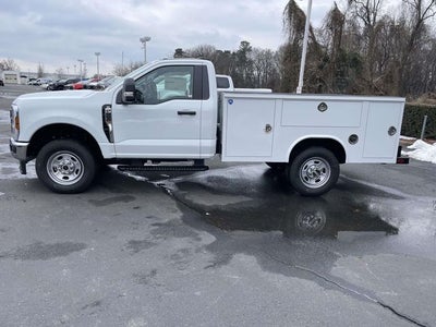 2026 Ford F-350SD XL Service Body
