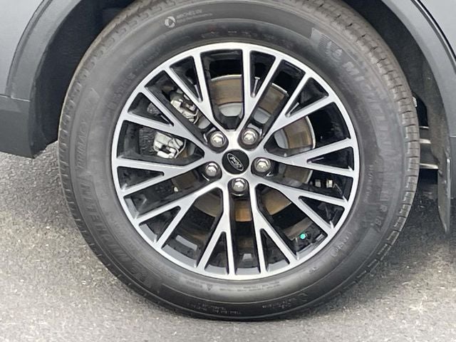 2025 Ford Escape Plug-In Hybrid Base