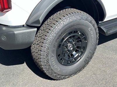 2026 Ford Bronco Big Bend FORD CUSTOM GARAGE