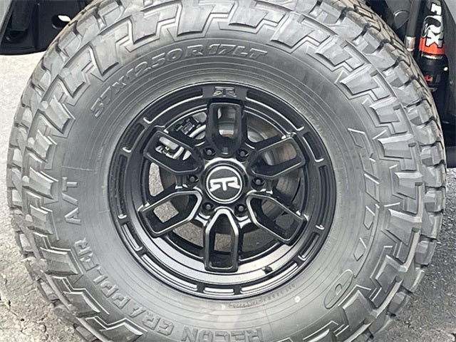 2025 Ford Bronco Badlands RTR