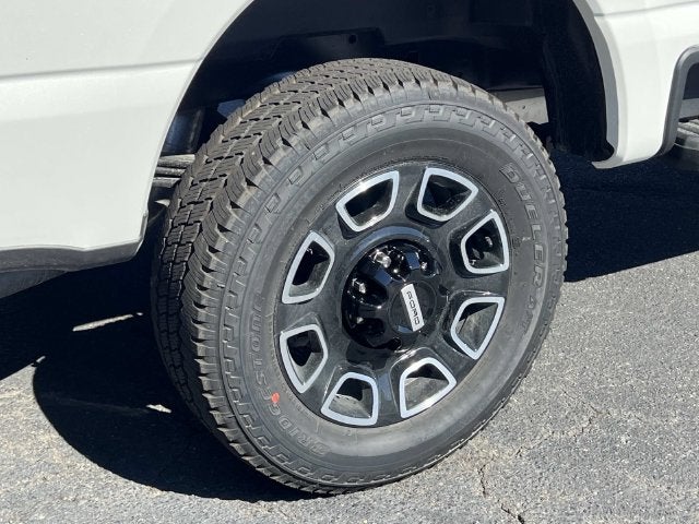 2027 Ford F-250SD Platinum
