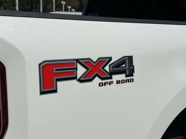 2027 Ford F-250SD Platinum