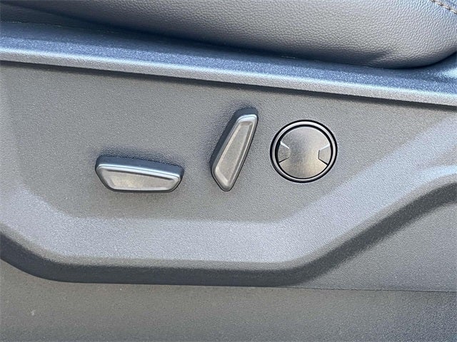 2025 Ford F-250SD Lariat BLACK WIDOW by FOX FACTORY