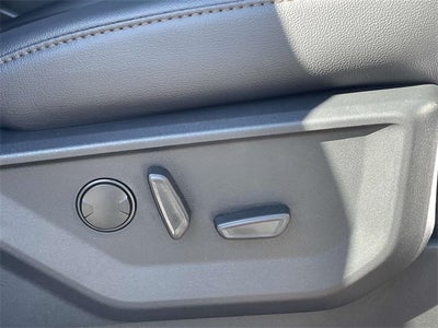 2025 Ford F-250SD Lariat BLACK WIDOW by FOX FACTORY