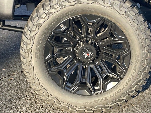 2026 Ford F-250SD Lariat BLACK WIDOW by FOX FACTORY