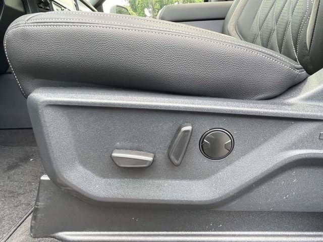 2026 Ford F-250SD Lariat BLACK WIDOW by FOX FACTORY