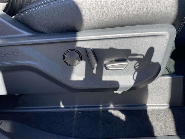 2026 Ford F-250SD Lariat BLACK WIDOW by FOX FACTORY