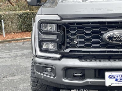 2026 Ford F-250SD Lariat BLACK WIDOW by FOX FACTORY