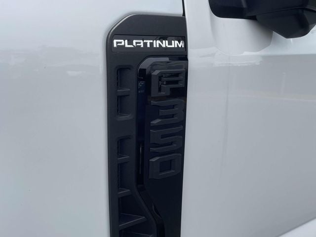 2026 Ford F-350SD Platinum DRW