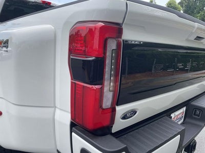2026 Ford F-350SD Platinum DRW