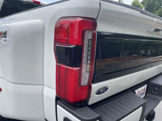 2026 Ford F-350SD Platinum DRW