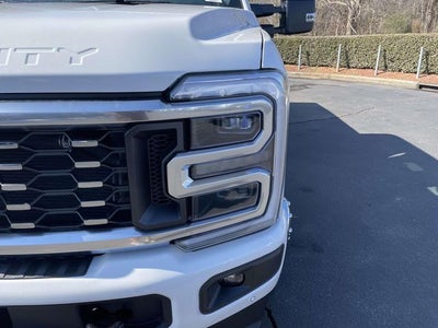 2026 Ford F-350SD Platinum DRW