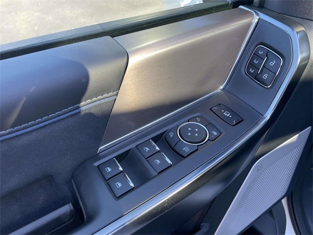 2026 Ford F-350SD Platinum DRW