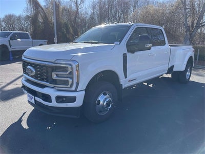 2026 Ford F-350SD Platinum DRW
