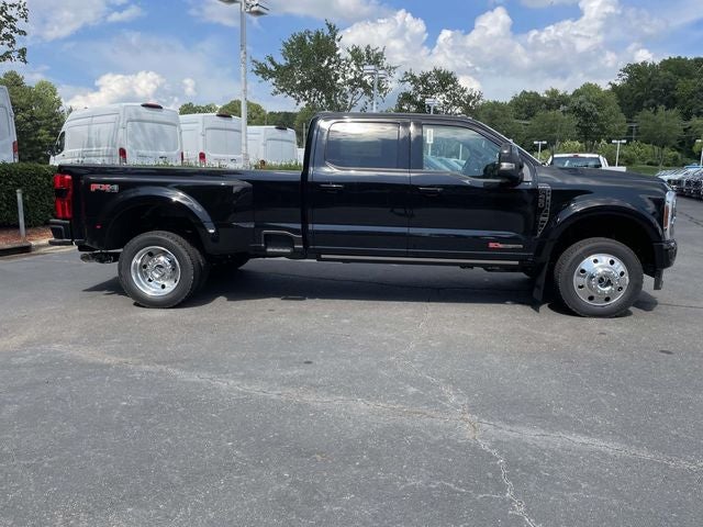 2026 Ford F-450SD Platinum DRW