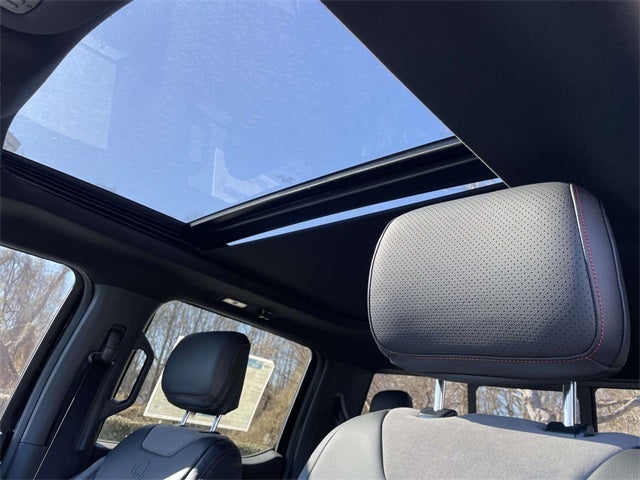 2025 Ford F-150 Lariat BLACK WIDOW by FOX FACTORY