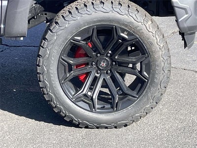 2025 Ford F-150 Lariat BLACK WIDOW by FOX FACTORY