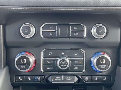 2024 GMC Yukon XL AT4