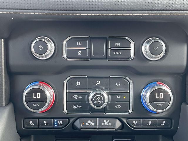 2024 GMC Yukon XL AT4
