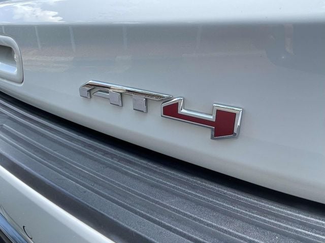 2024 GMC Yukon XL AT4