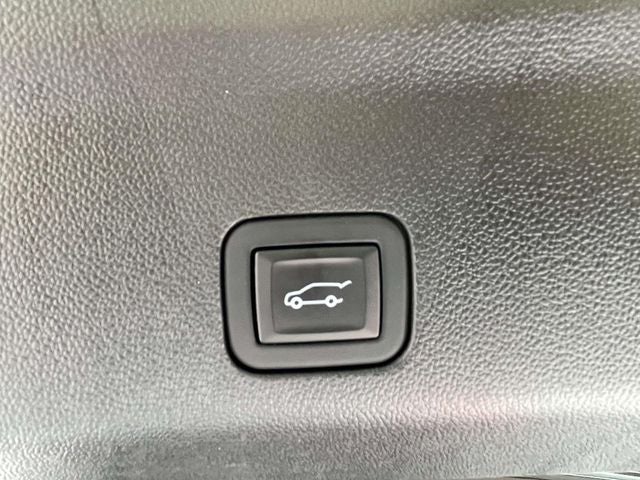 2024 GMC Yukon XL AT4