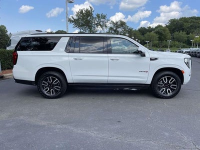 2024 GMC Yukon XL AT4
