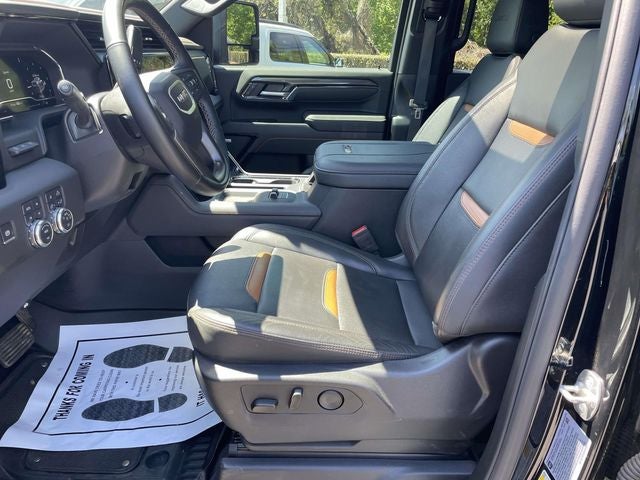 2025 GMC Sierra 2500HD AT4