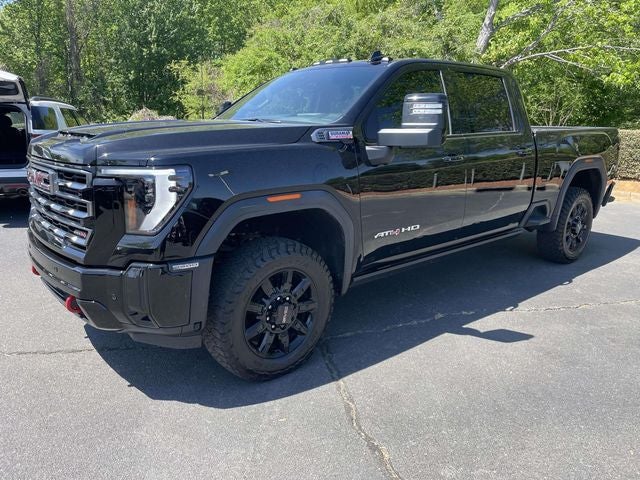 2025 GMC Sierra 2500HD AT4
