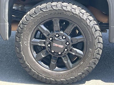 2025 GMC Sierra 2500HD AT4