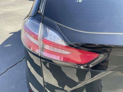 2022 Ford Edge SE