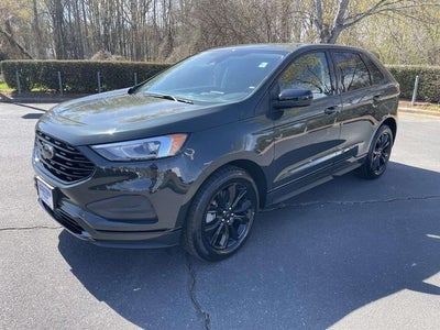 2022 Ford Edge SE