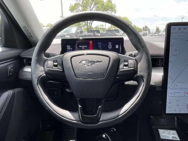 2023 Ford Mustang Mach-E California Route 1